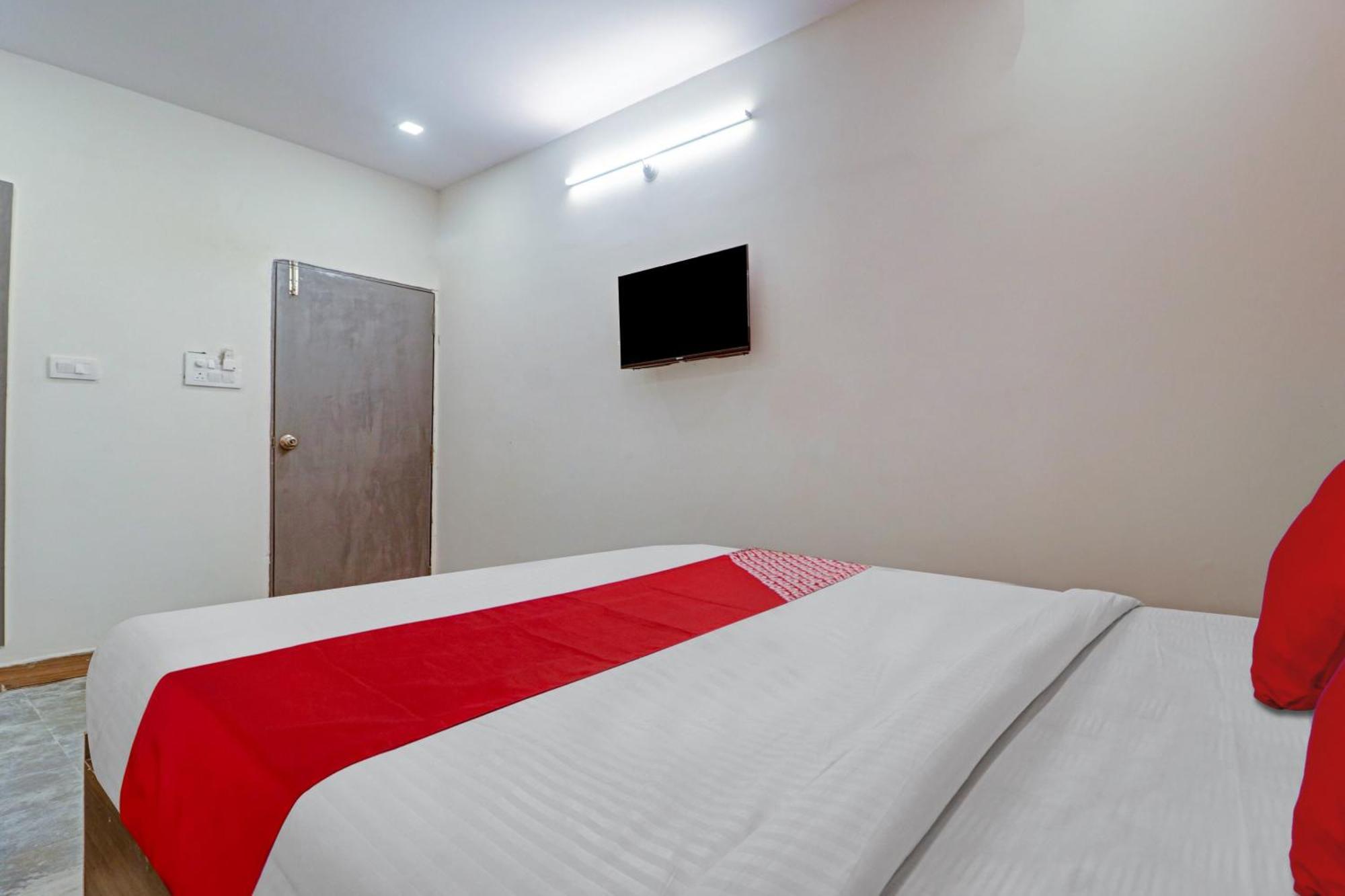 Hotel O Lavish Stay Sururnagar Eksteriør bilde
