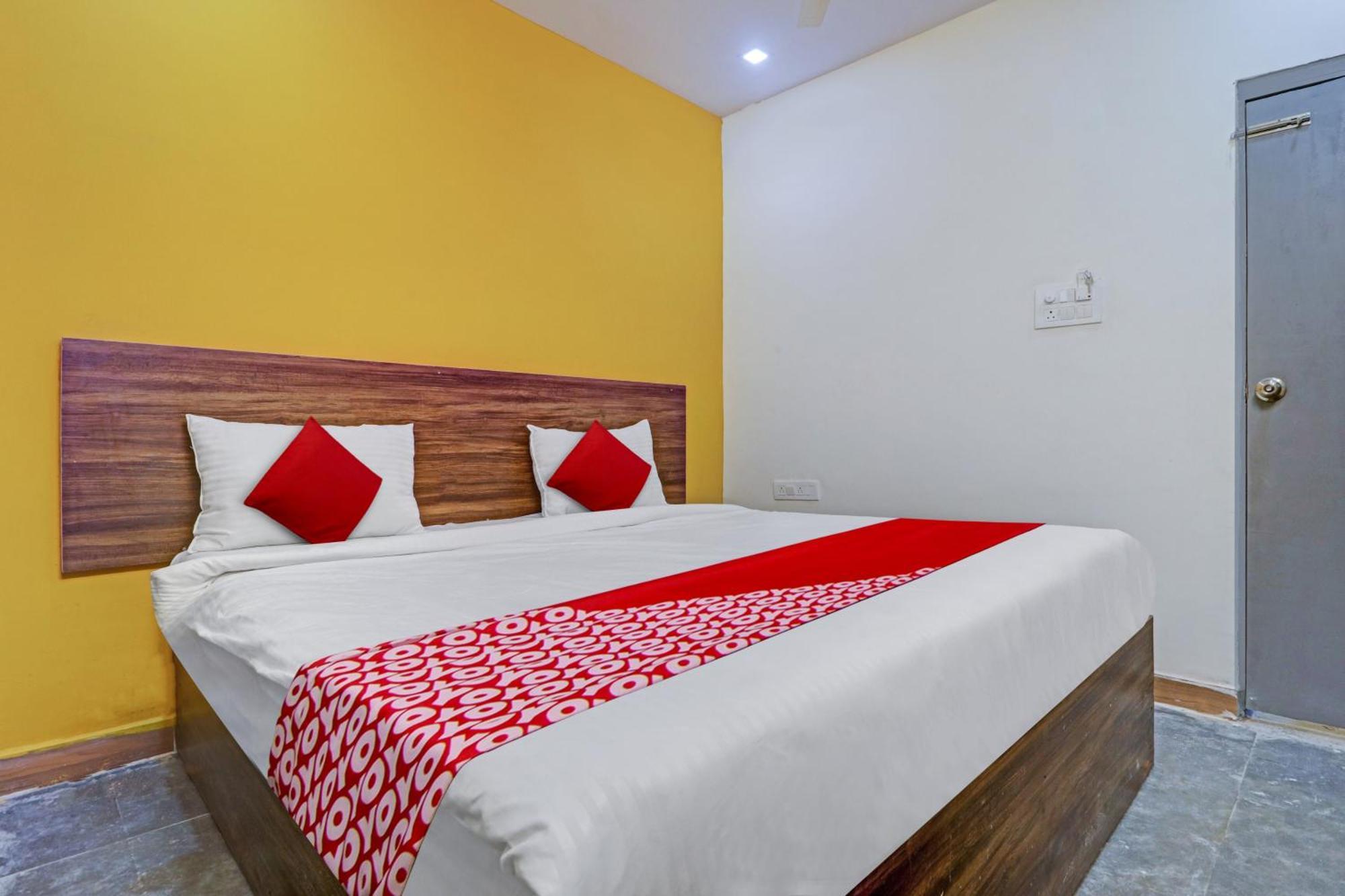 Hotel O Lavish Stay Sururnagar Eksteriør bilde